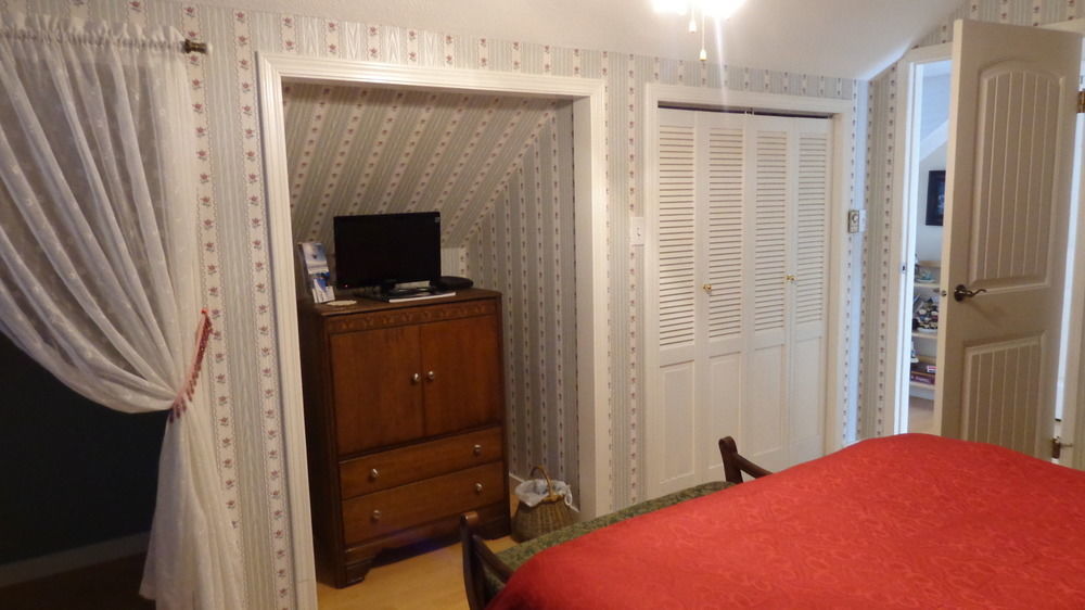 Tea Cozy Bed & Breakfast Qualicum Beach Dış mekan fotoğraf