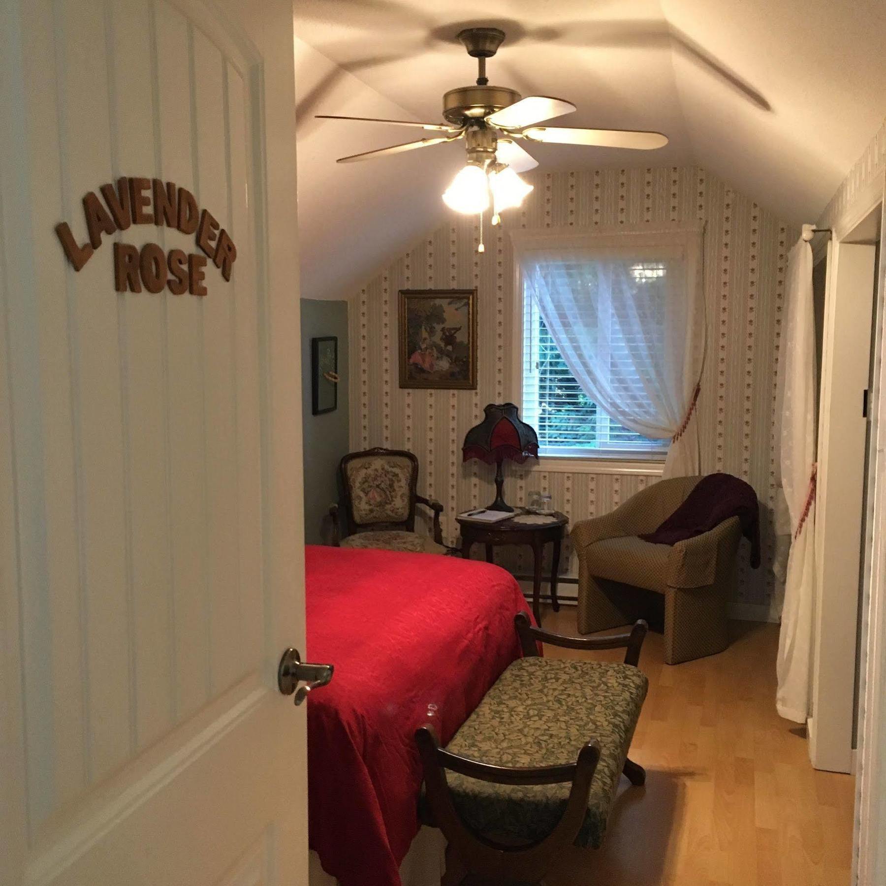 Tea Cozy Bed & Breakfast Qualicum Beach Dış mekan fotoğraf