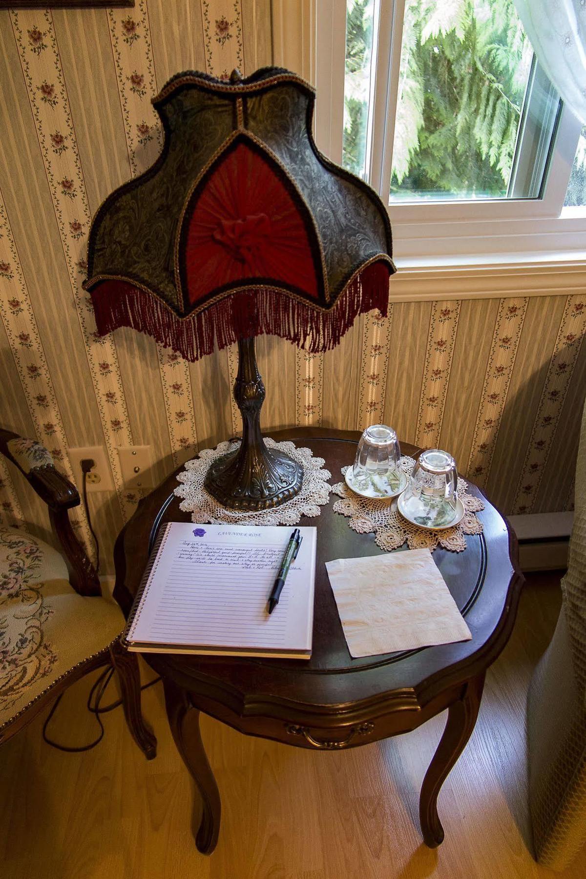 Tea Cozy Bed & Breakfast Qualicum Beach Dış mekan fotoğraf