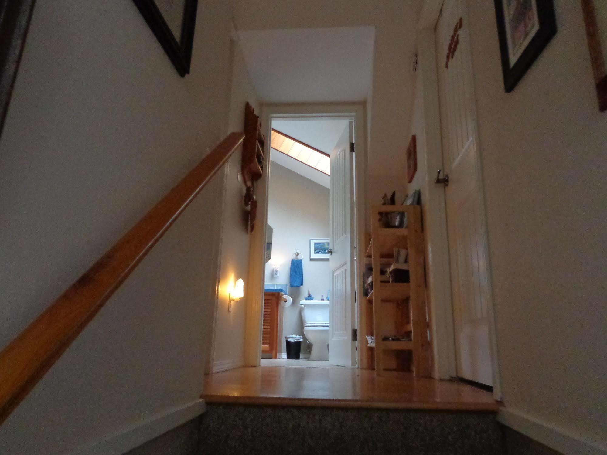 Tea Cozy Bed & Breakfast Qualicum Beach Dış mekan fotoğraf