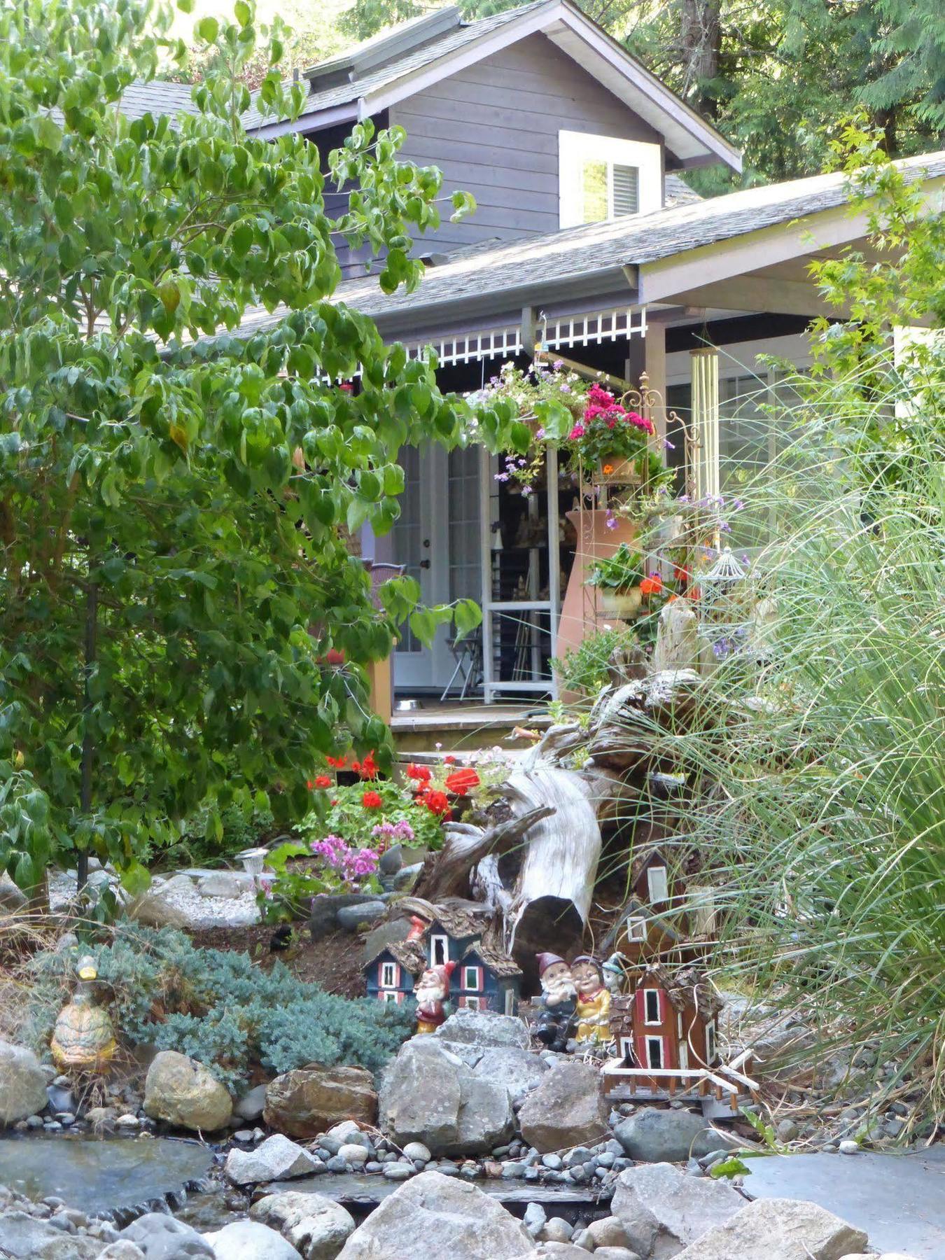 Tea Cozy Bed & Breakfast Qualicum Beach Dış mekan fotoğraf