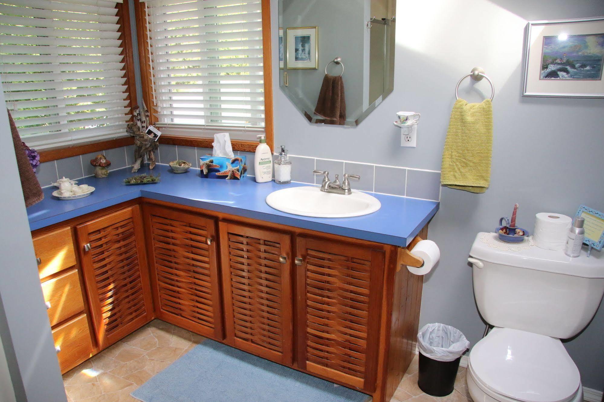 Tea Cozy Bed & Breakfast Qualicum Beach Dış mekan fotoğraf